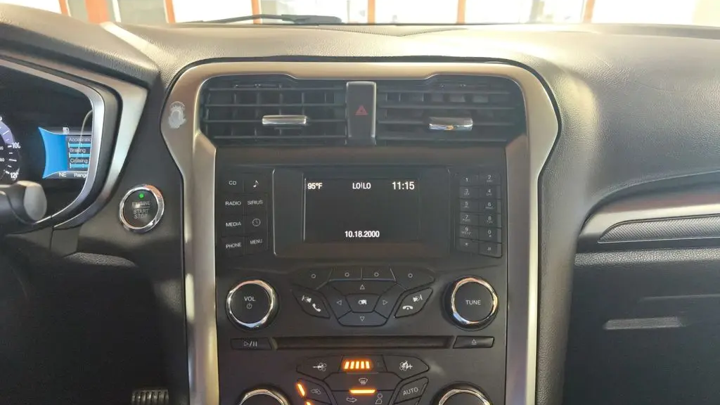 2017 Ford Fusion Hybrid SE