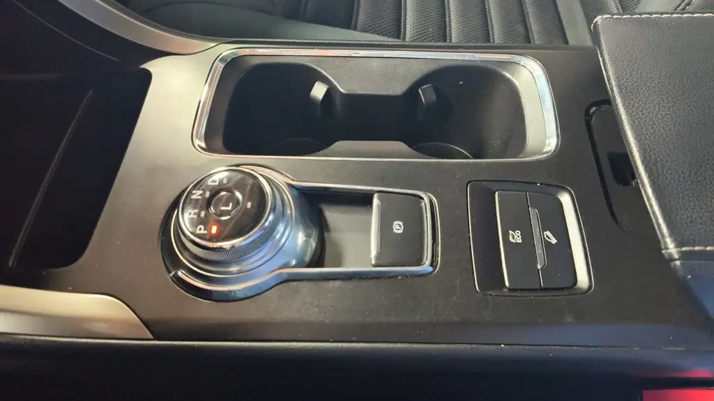 2017 Ford Fusion Hybrid SE