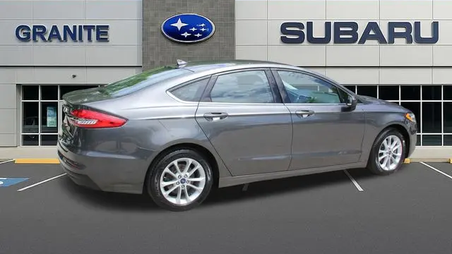 2020 Ford Fusion Hybrid SE