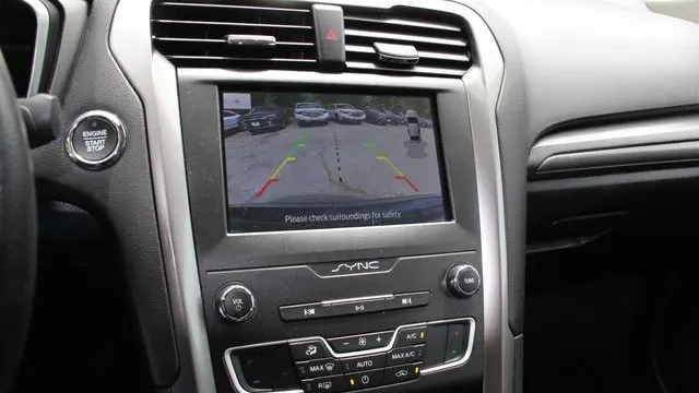 2020 Ford Fusion Hybrid SE