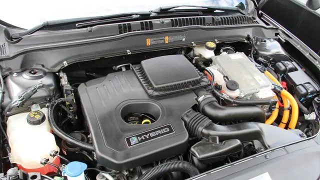 2020 Ford Fusion Hybrid SE