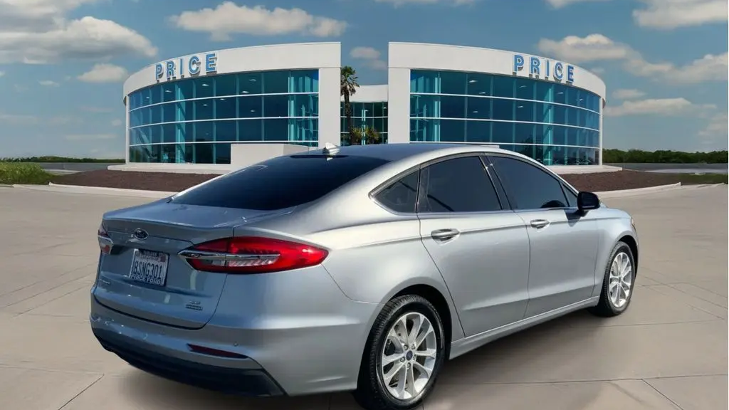 2020 Ford Fusion Hybrid SE