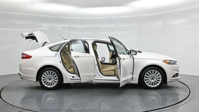 2013 Ford Fusion Hybrid SE