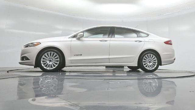 2013 Ford Fusion Hybrid SE
