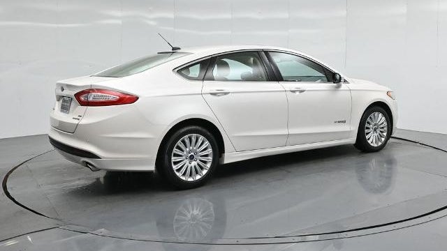 2013 Ford Fusion Hybrid SE