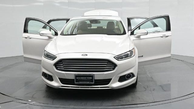 2013 Ford Fusion Hybrid SE