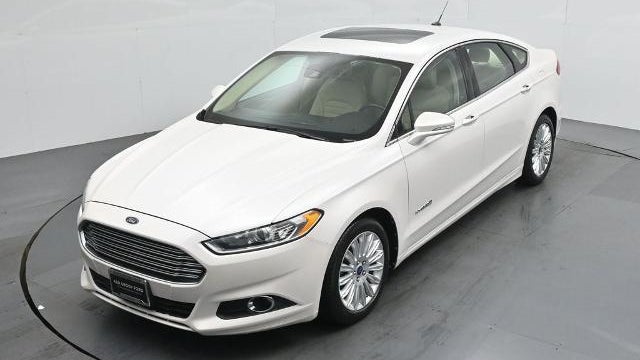 2013 Ford Fusion Hybrid SE