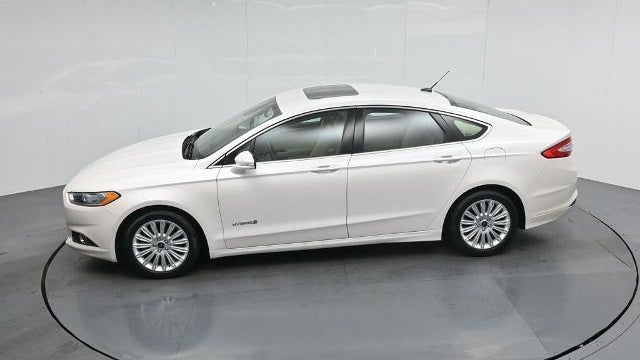 2013 Ford Fusion Hybrid SE