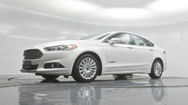 2013 Ford Fusion Hybrid SE