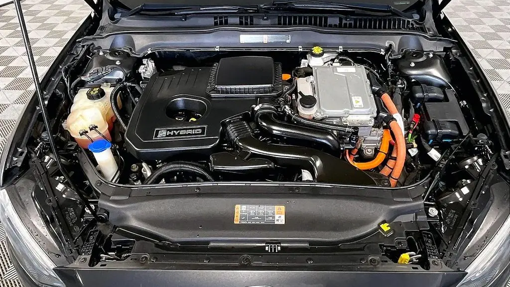 2019 Ford Fusion Hybrid SE