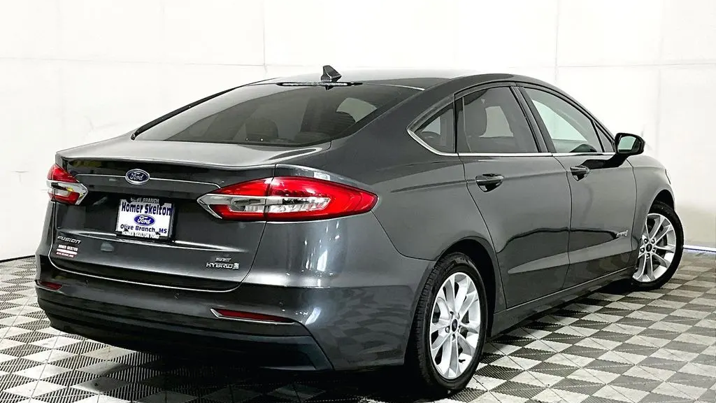 2019 Ford Fusion Hybrid SE