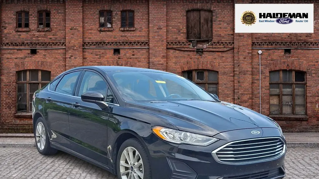 Preowned 2020 Ford Fusion Hybrid SE for Sale