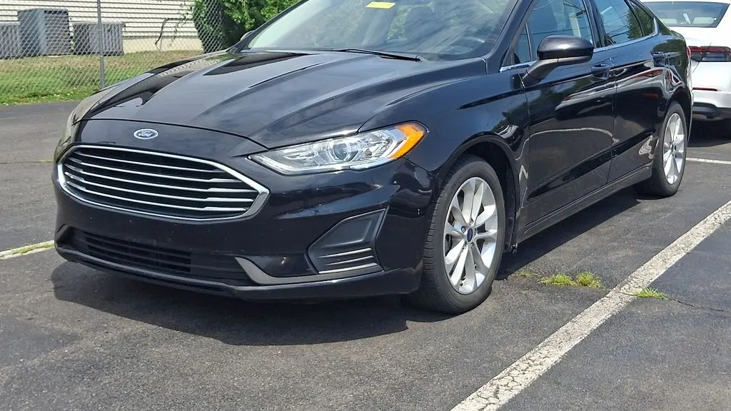 2020 Ford Fusion Hybrid SE