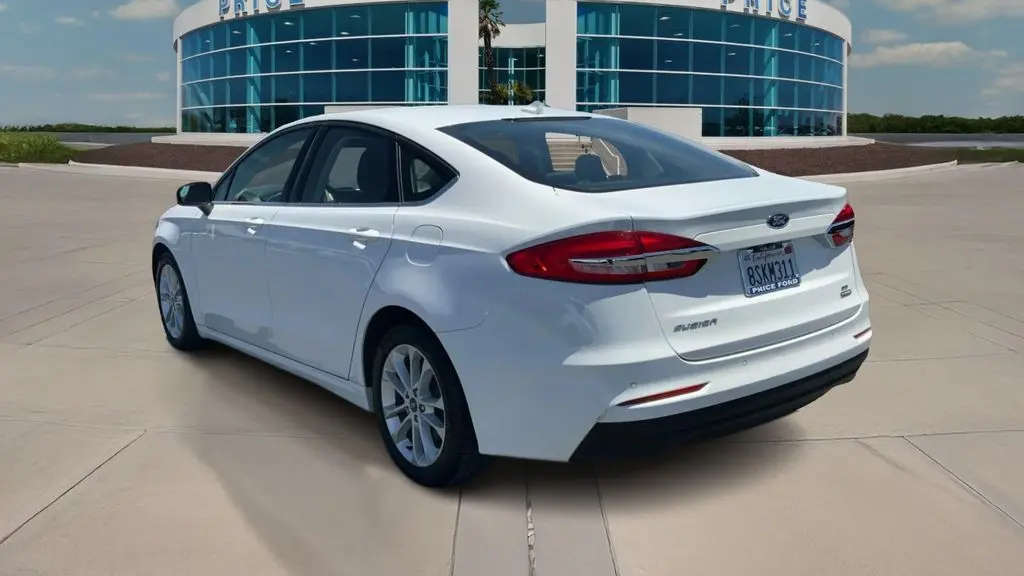 2020 Ford Fusion Hybrid SE