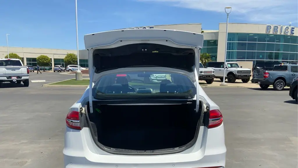 2020 Ford Fusion Hybrid SE