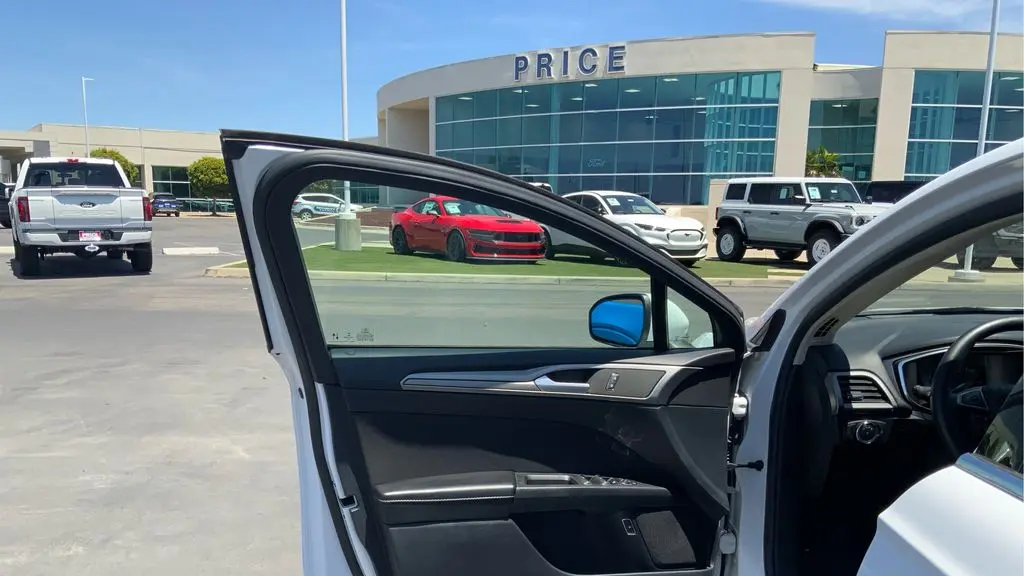 2020 Ford Fusion Hybrid SE
