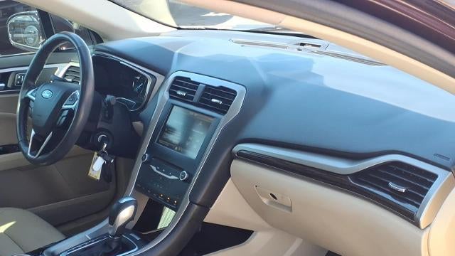 2013 Ford Fusion Hybrid SE