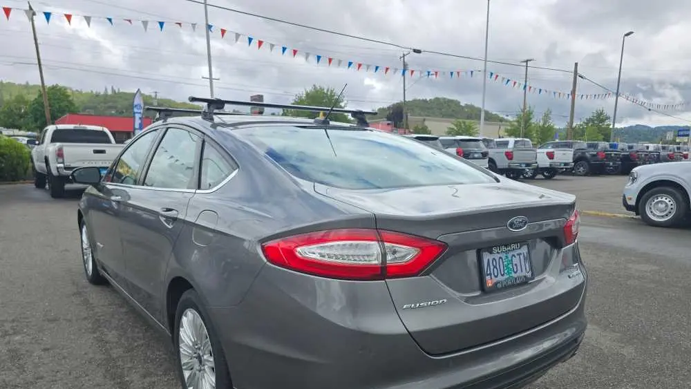 2014 Ford Fusion Hybrid SE