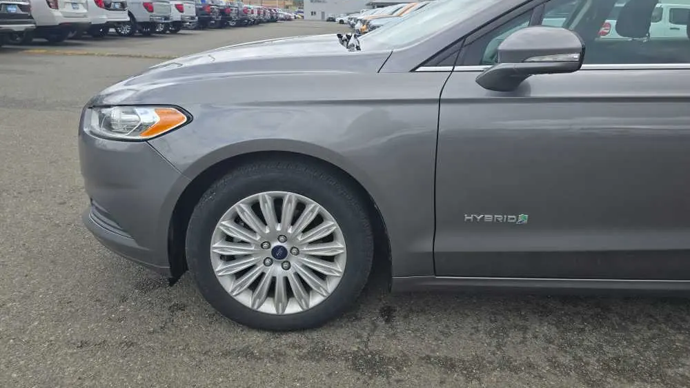 2014 Ford Fusion Hybrid SE