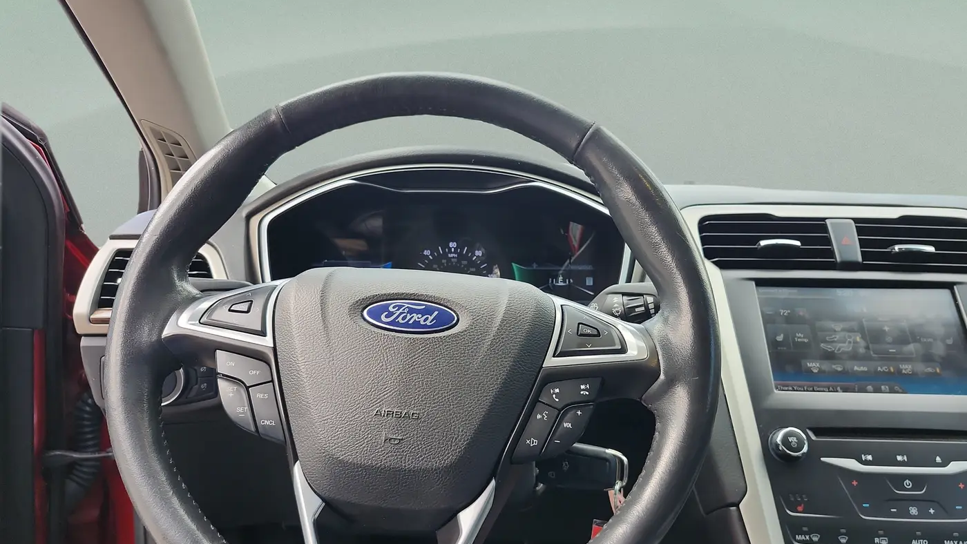 2014 Ford Fusion Hybrid SE