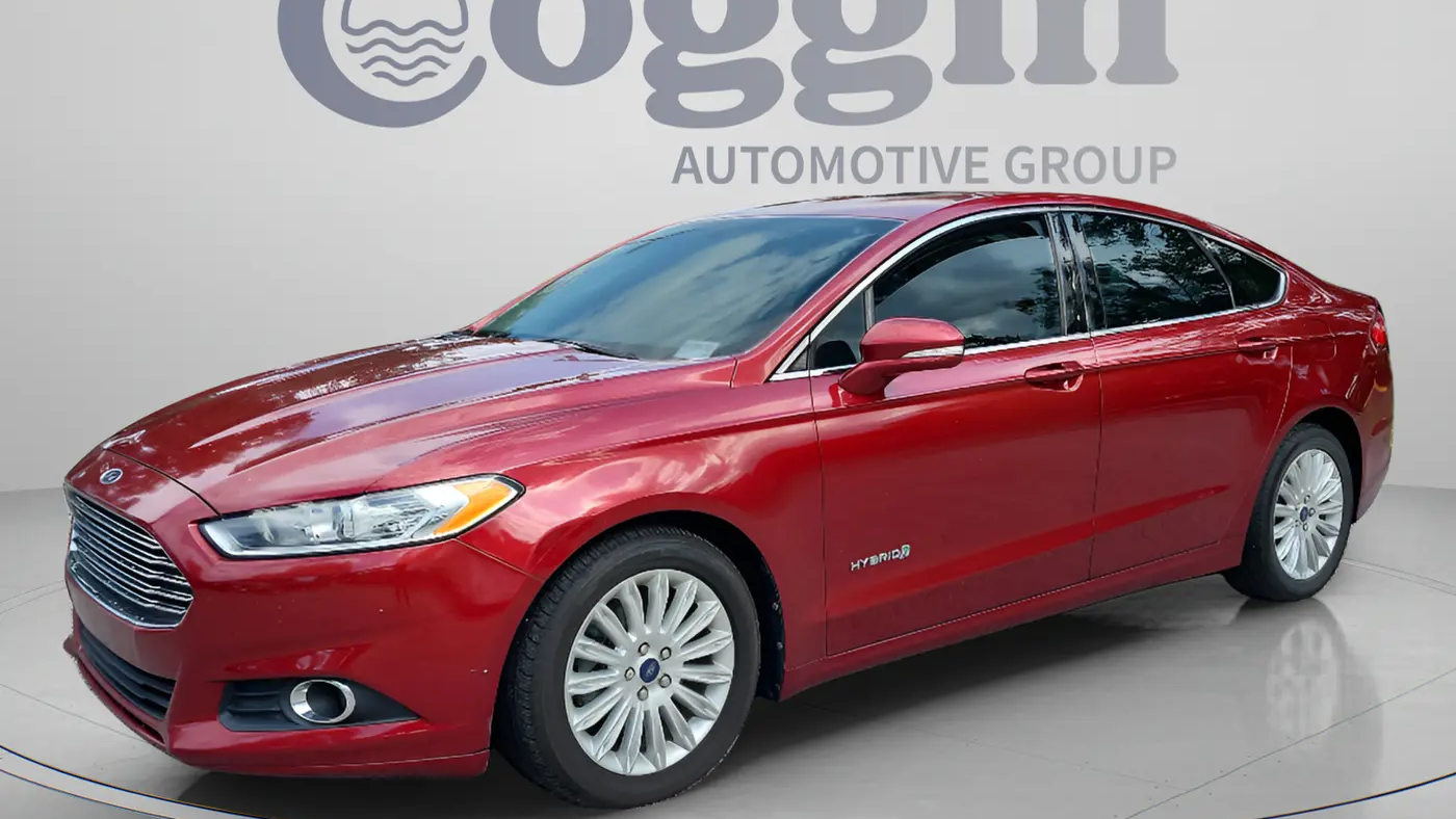 Preowned 2014 Ford Fusion Hybrid SE for Sale