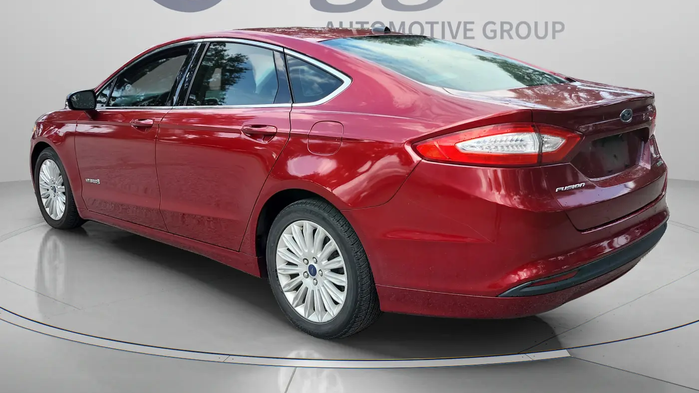 2014 Ford Fusion Hybrid SE