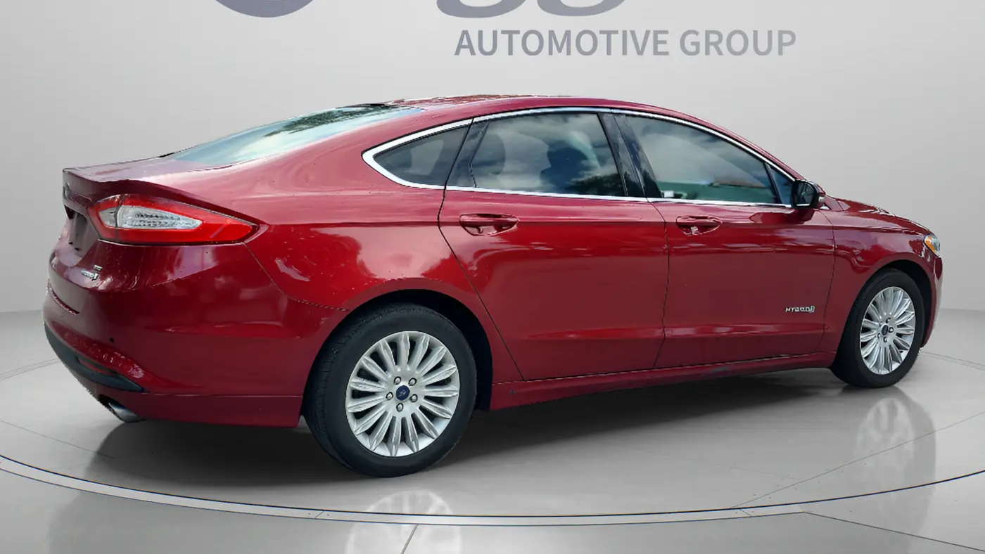 2014 Ford Fusion Hybrid SE