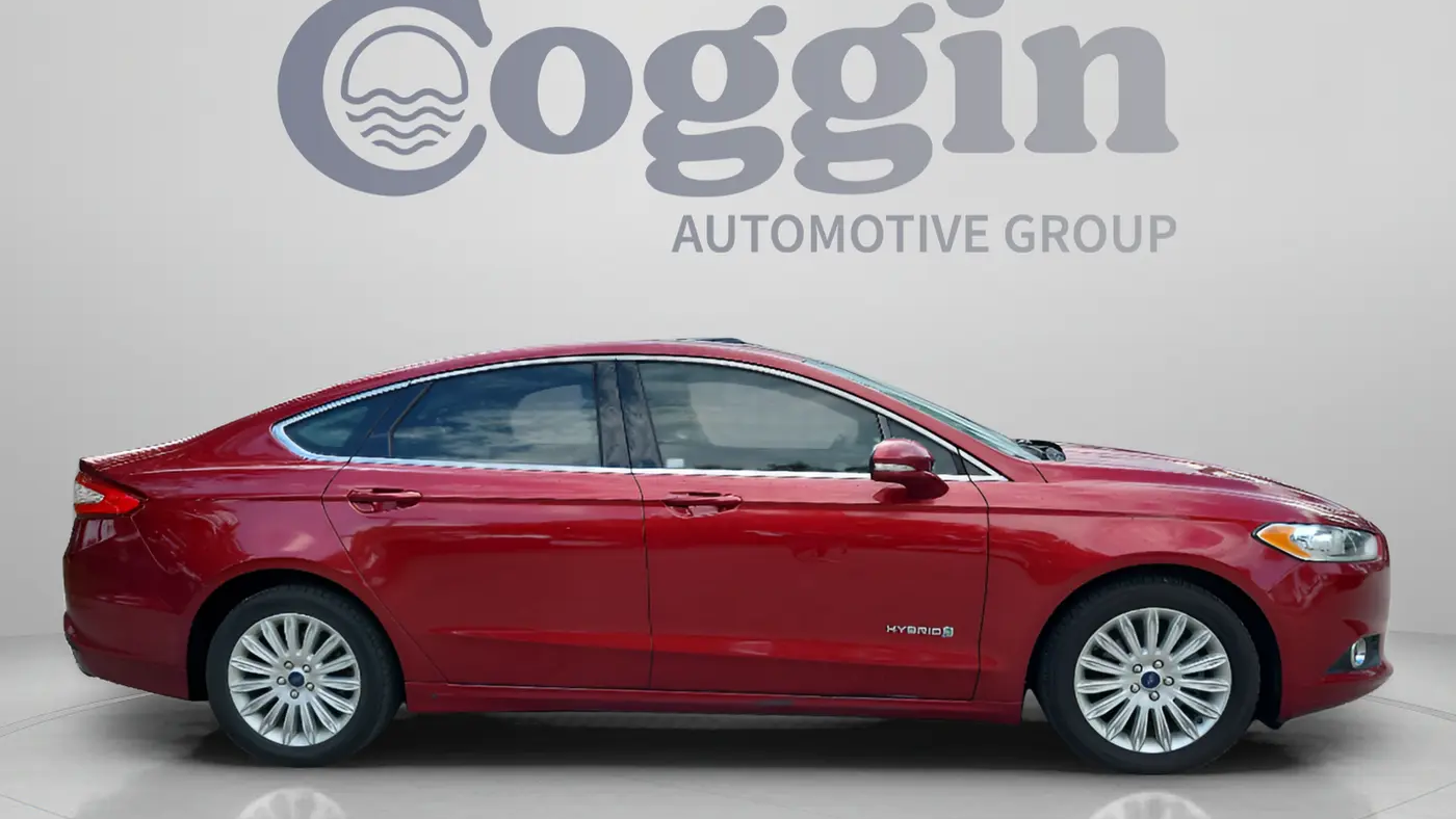 2014 Ford Fusion Hybrid SE