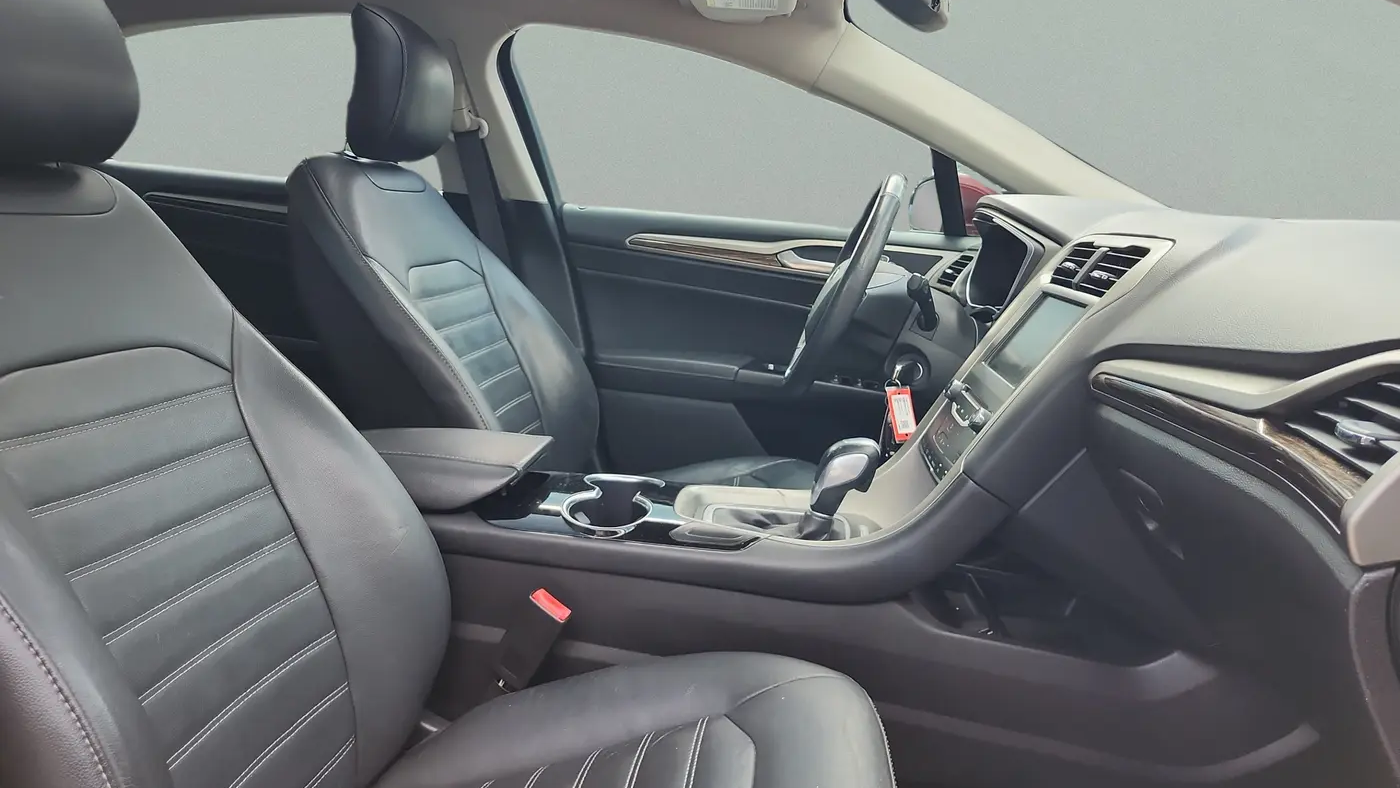 2014 Ford Fusion Hybrid SE