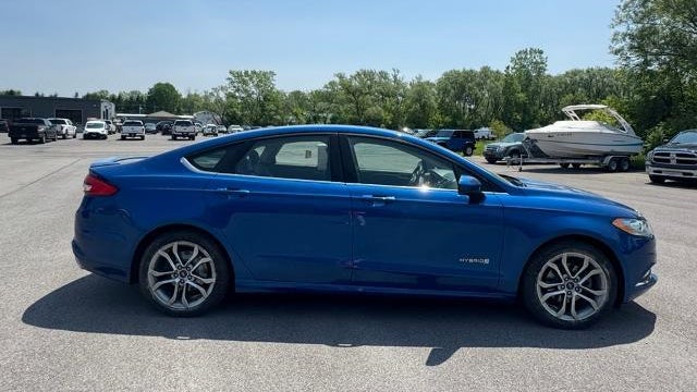 2017 Ford Fusion Hybrid SE