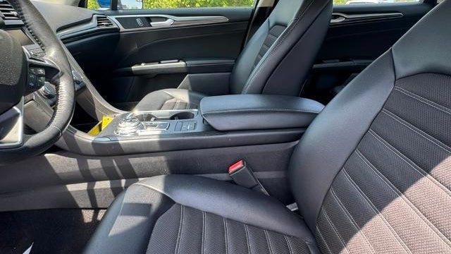 2017 Ford Fusion Hybrid SE