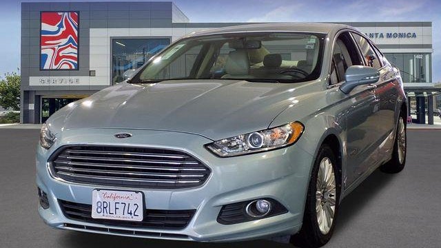 Preowned 2013 Ford Fusion Hybrid SE for Sale