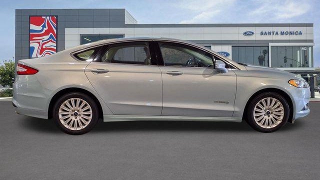 2013 Ford Fusion Hybrid SE