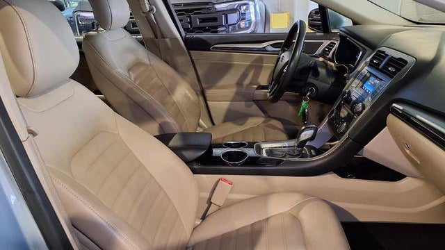 2013 Ford Fusion Hybrid SE