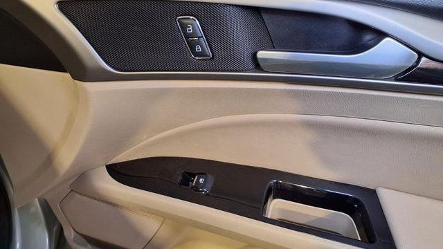 2013 Ford Fusion Hybrid SE