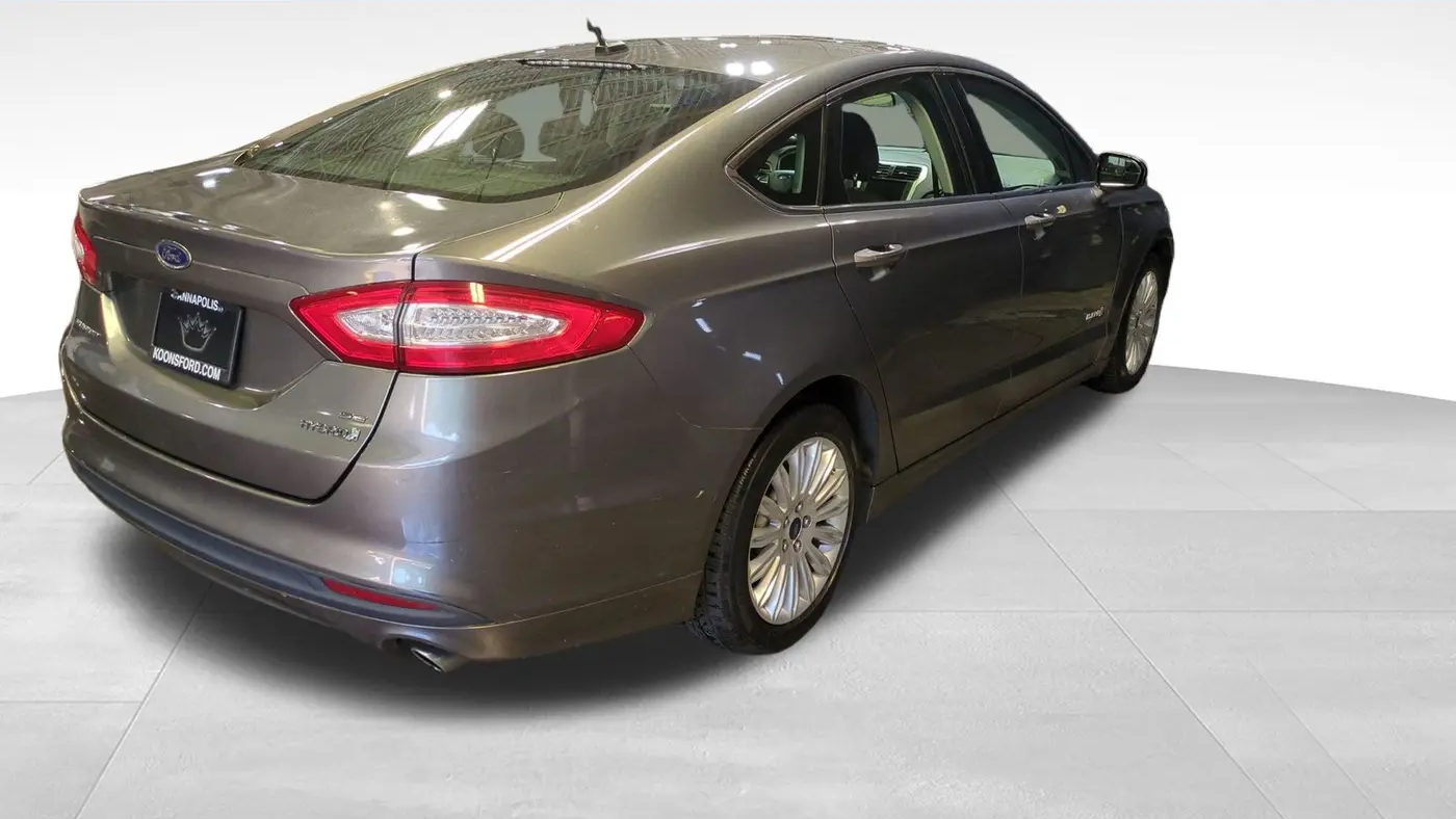 2014 Ford Fusion Hybrid SE
