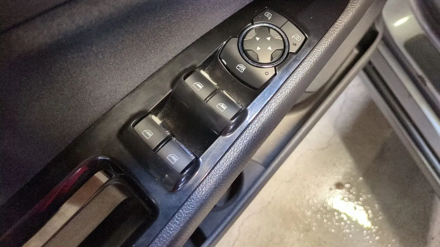 2014 Ford Fusion Hybrid SE
