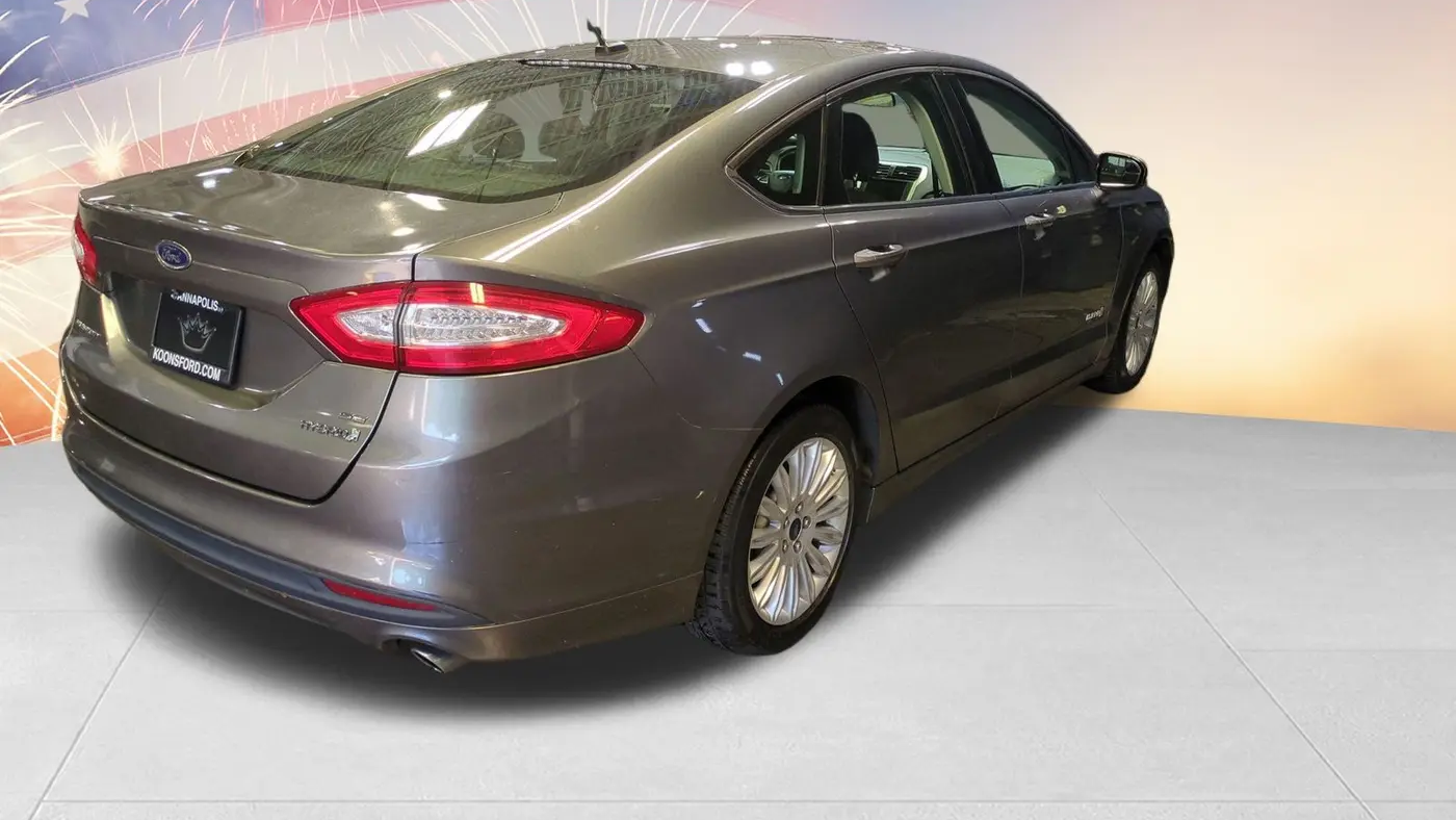 2014 Ford Fusion Hybrid SE