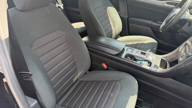 2020 Ford Fusion Hybrid SE