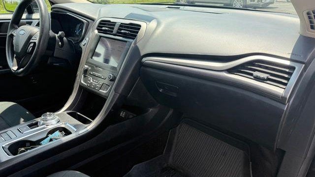 2020 Ford Fusion Hybrid SE
