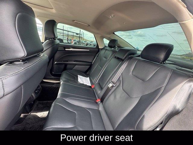 2020 Ford Fusion - $15,393