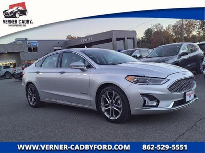 2019 Ford Fusion Hybrid Titanium 4DR Sedan
