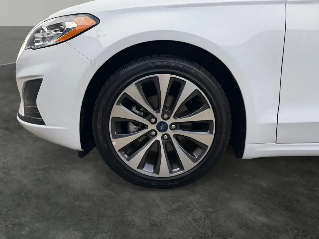 2020 Ford Fusion - $24,302