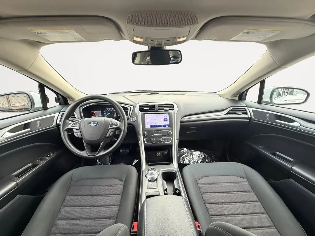 2020 Ford Fusion - $24,302