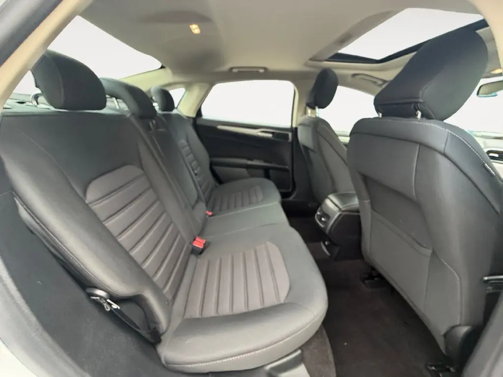 2020 Ford Fusion - $24,302