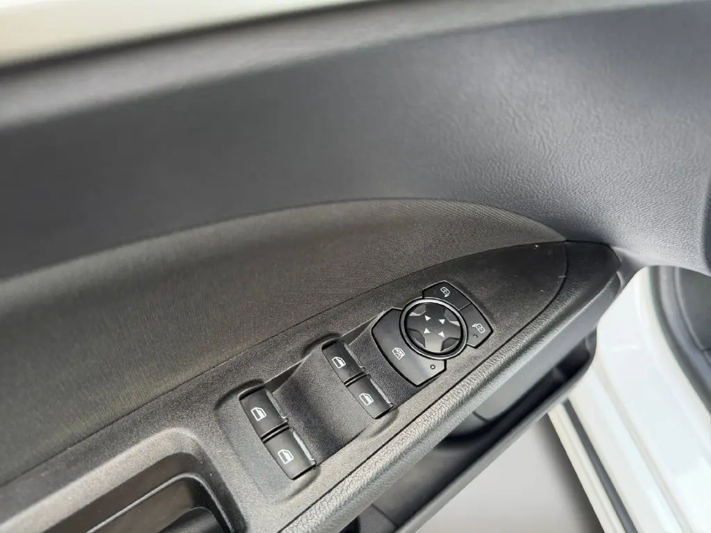2020 Ford Fusion - $21,999