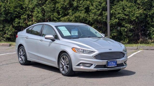 Preowned 2017 Ford Fusion SE for Sale
