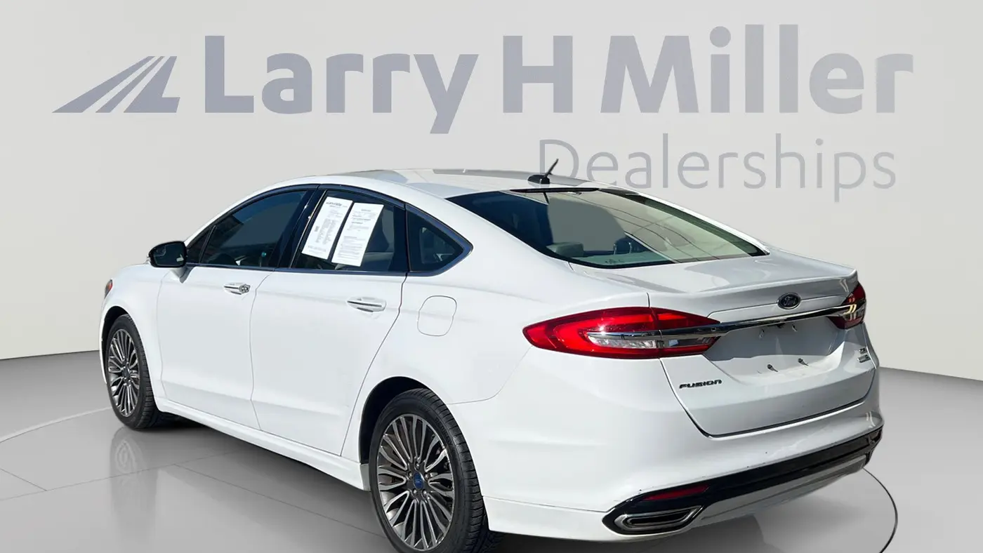 2017 Ford Fusion SE