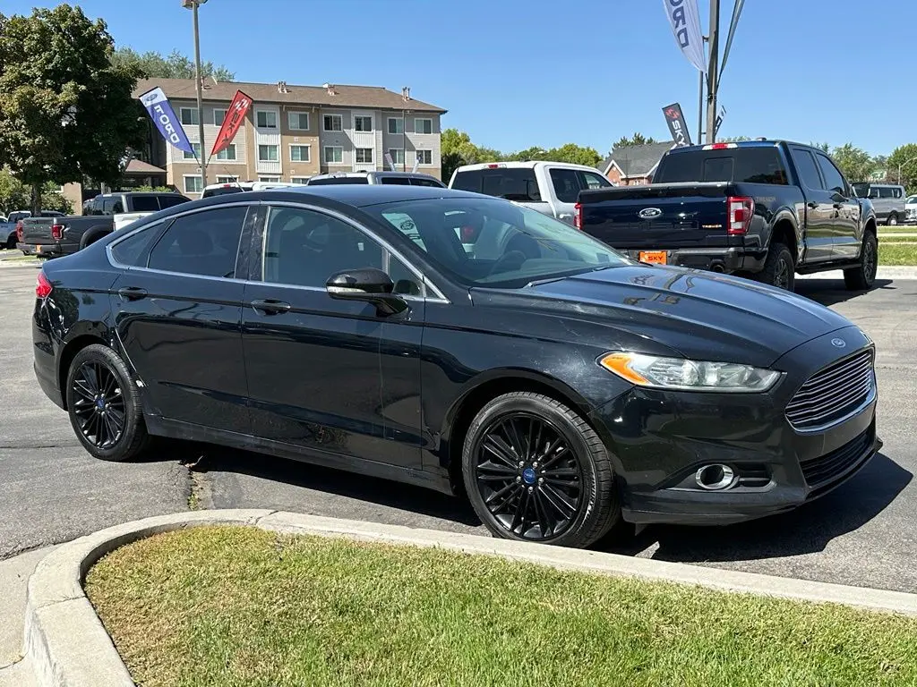 2016 Ford Fusion - $5,502
