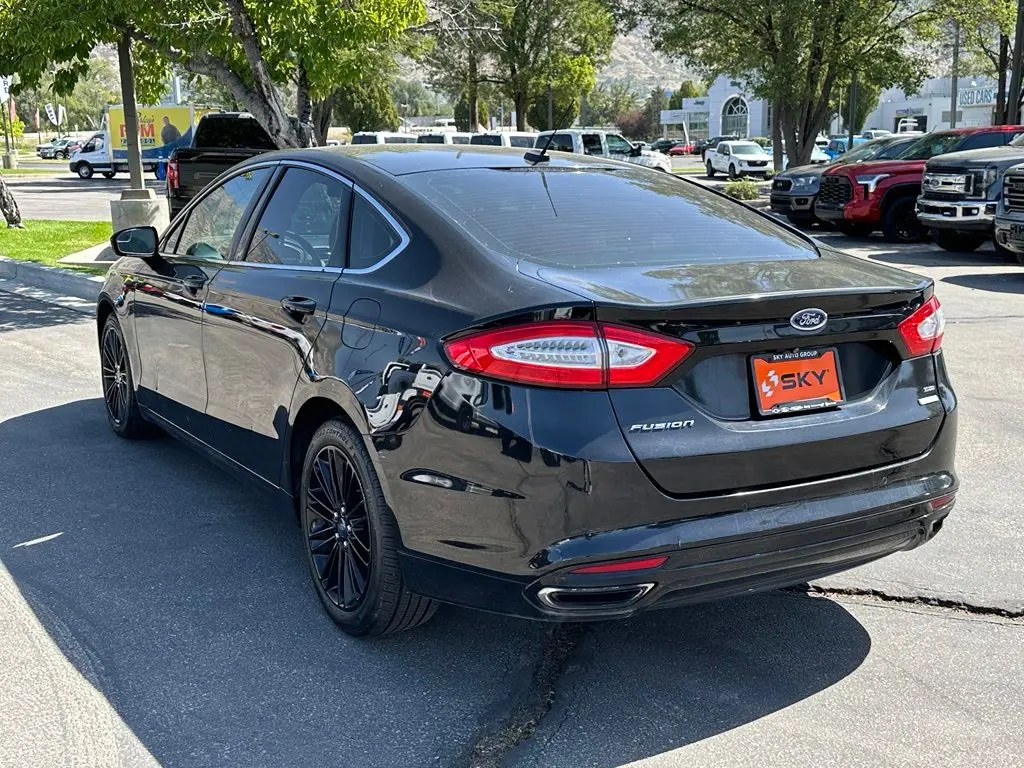 2016 Ford Fusion - $5,502